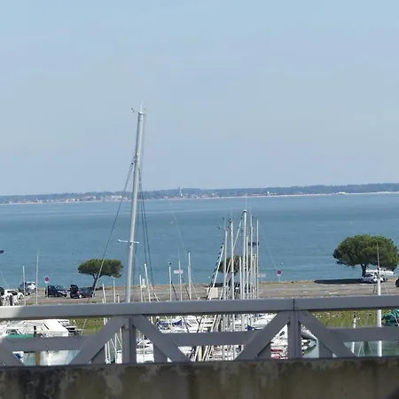 Plage - Port - Commerces à Pied Apartamento